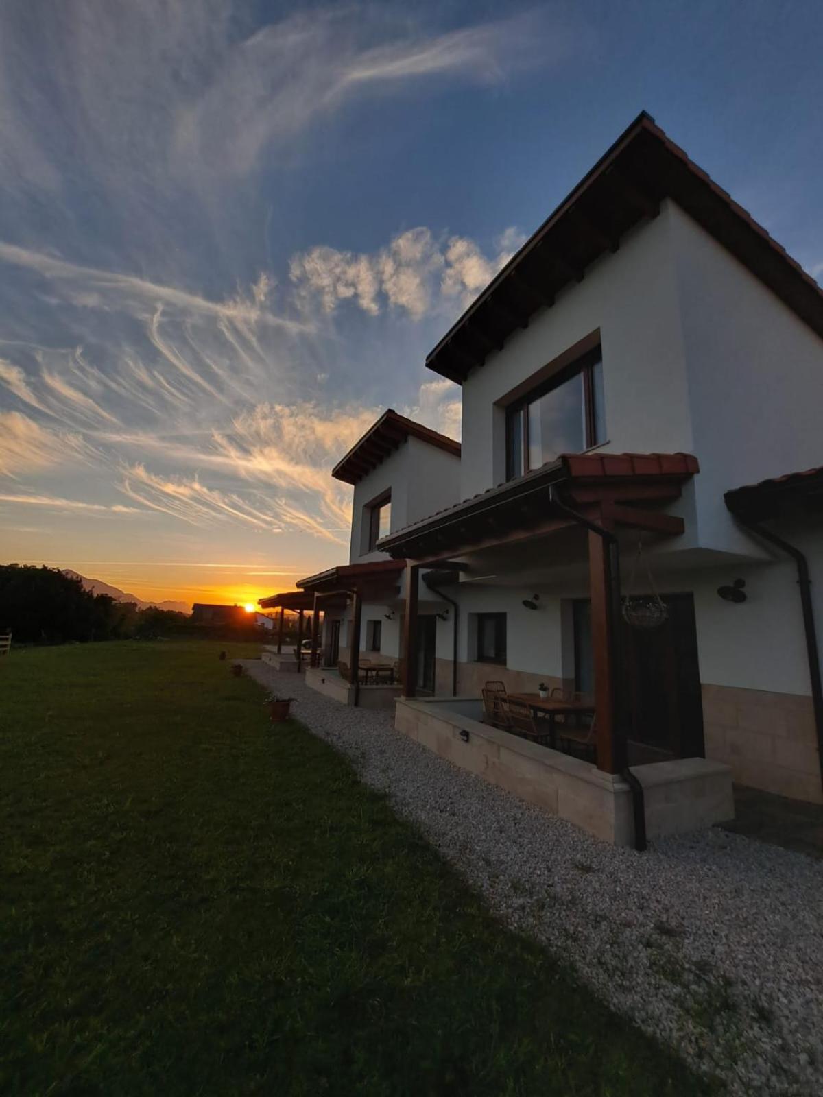Terradeva Apartamentos Colombres Buitenkant foto